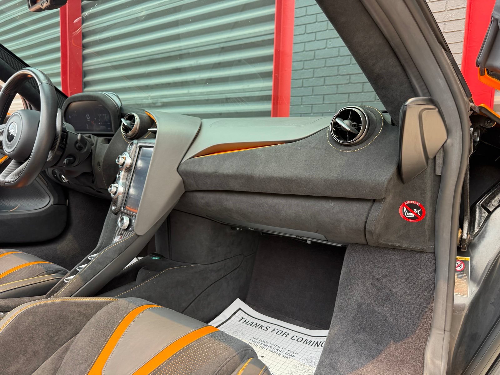 Used 2022 McLaren 720S Performance photo 32