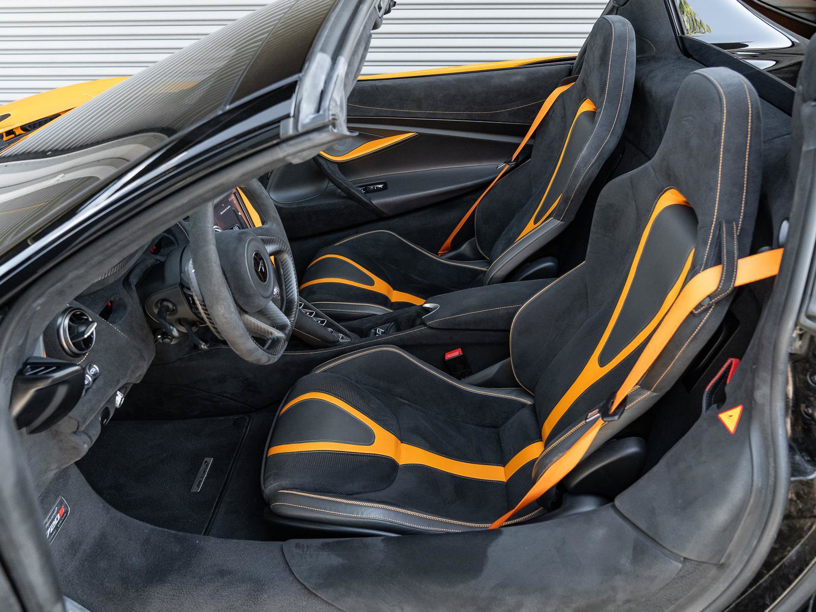 Used 2022 McLaren 720S Performance photo 14