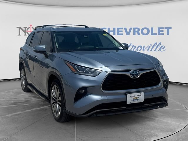 Used 2022 Toyota Highlander Platinum