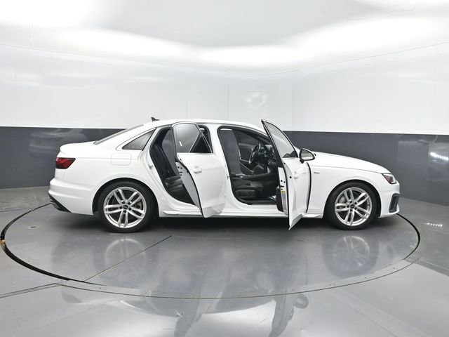 2022 Audi A4 2.0T Premium Plus