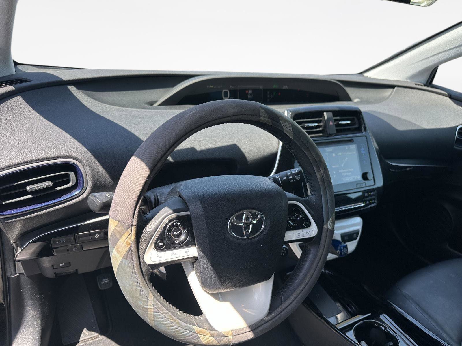 2017 Toyota Prius Three Touring