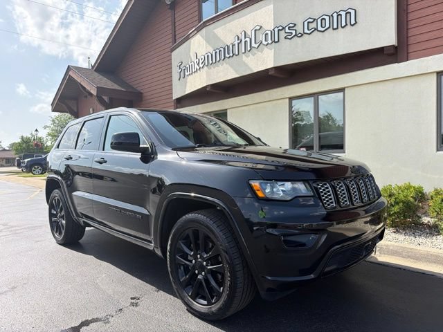 Used 2020 Jeep Grand Cherokee Altitude