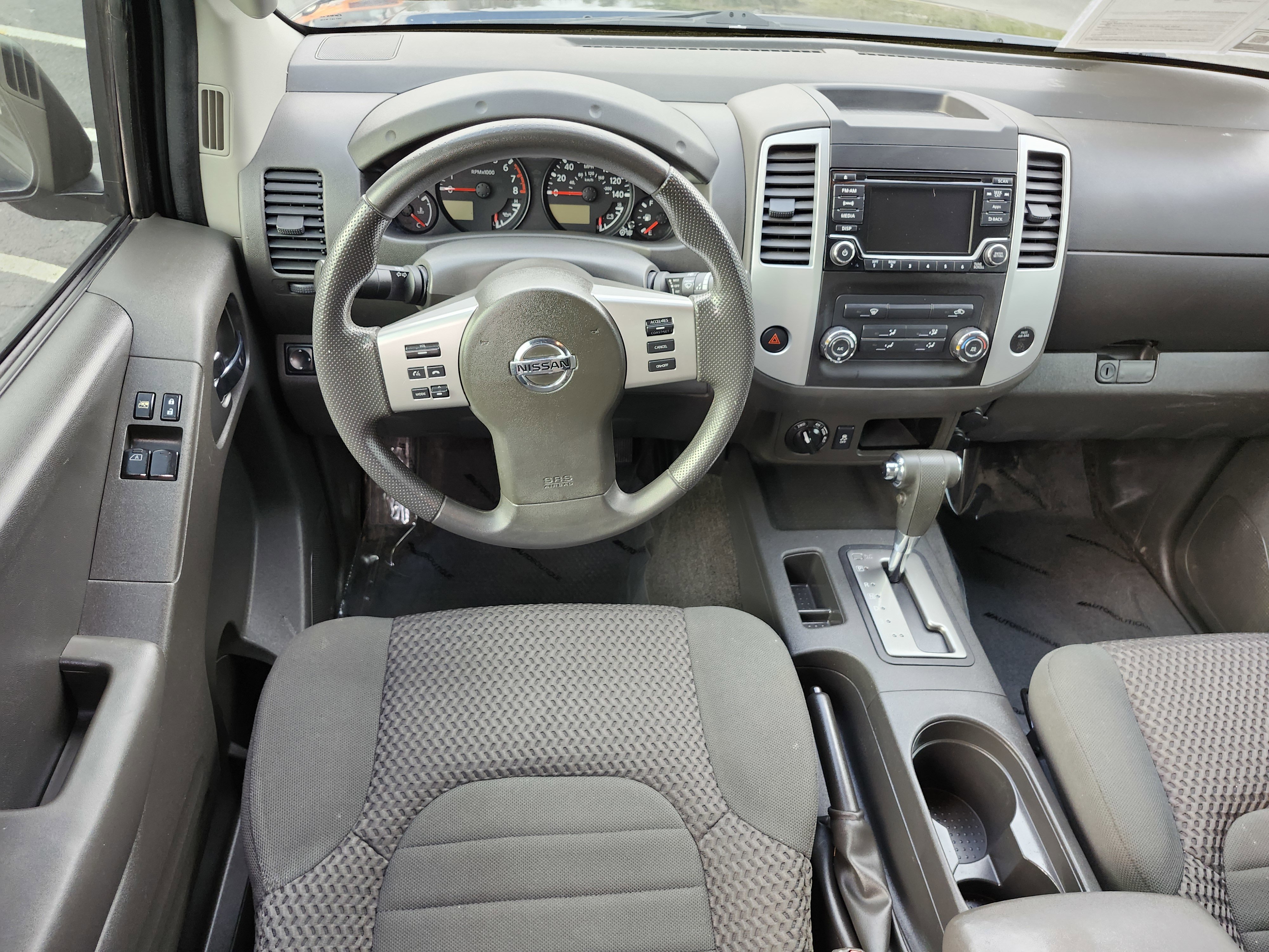 2016 Nissan Frontier SV