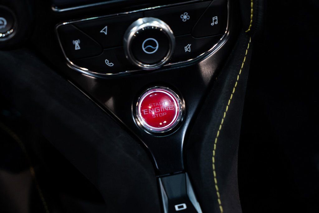Used 2022 McLaren 720S Spider photo 6