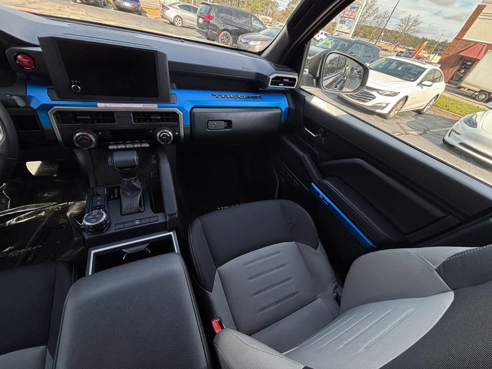 2025 Toyota Tacoma TRD Off-Road