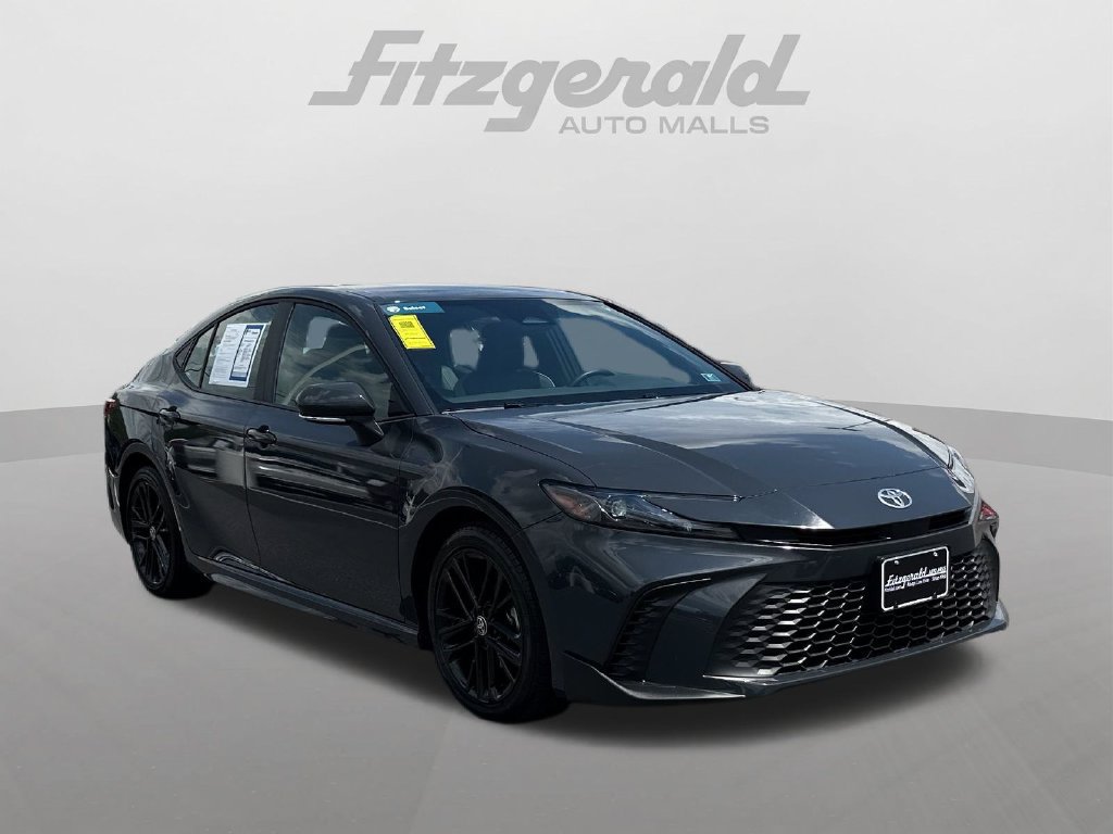 Used 2025 Toyota Camry SE