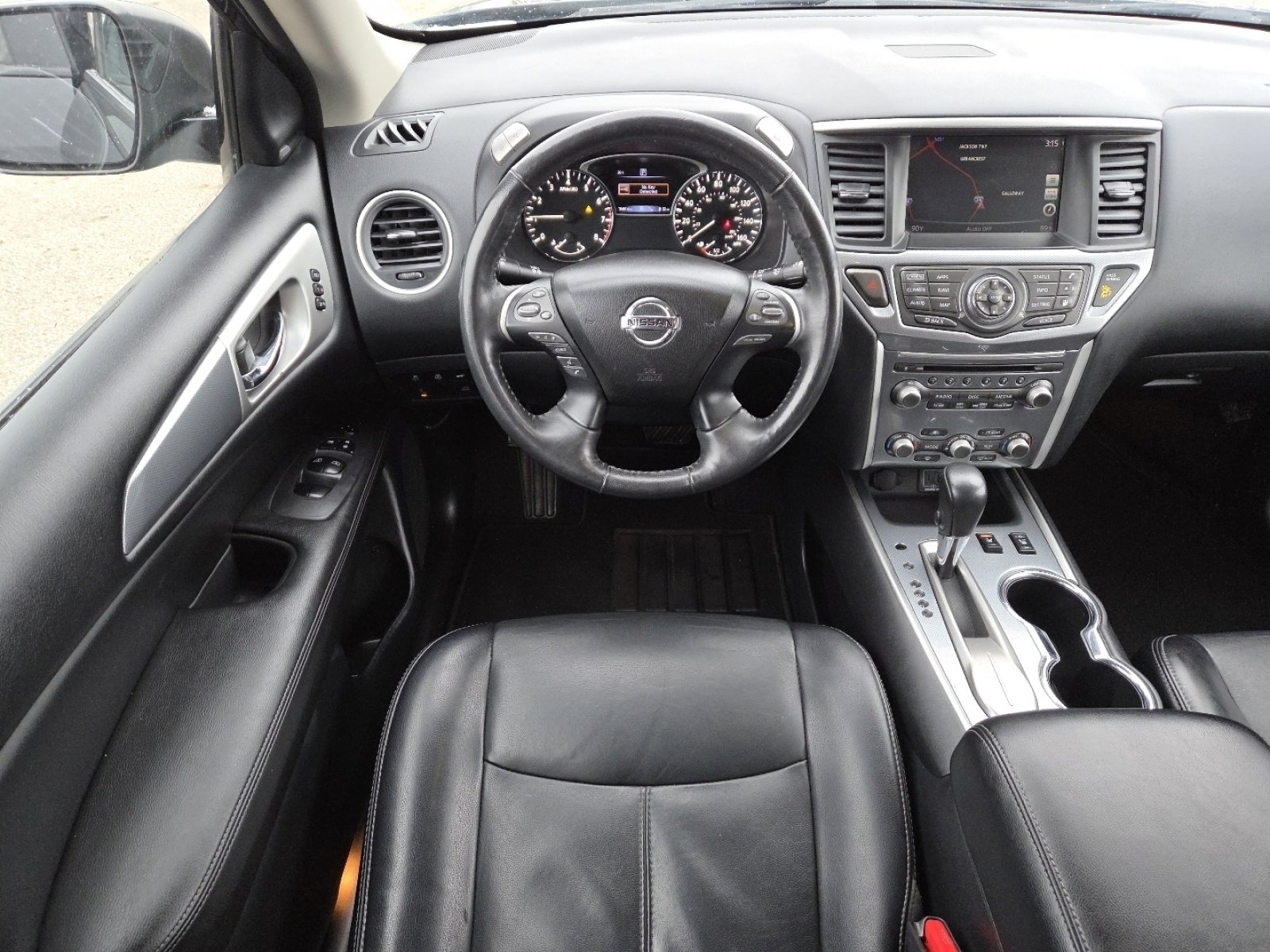 2020 Nissan Pathfinder SL