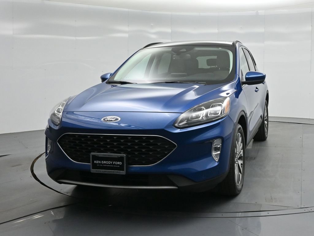2022 Ford Escape Titanium