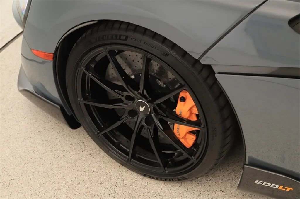 Used 2020 McLaren 600LT Spider photo 14