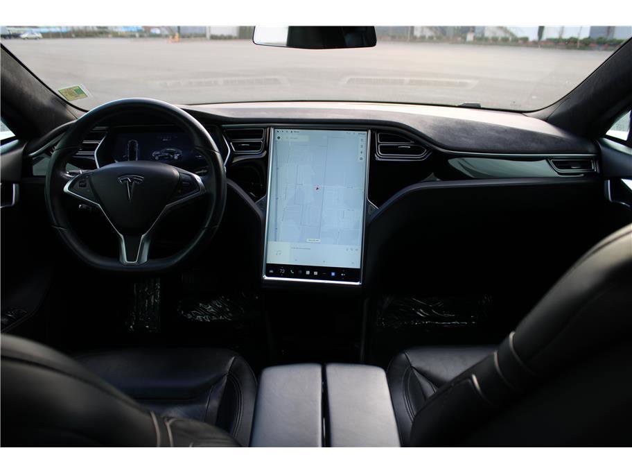 2015 Tesla Model S 85D