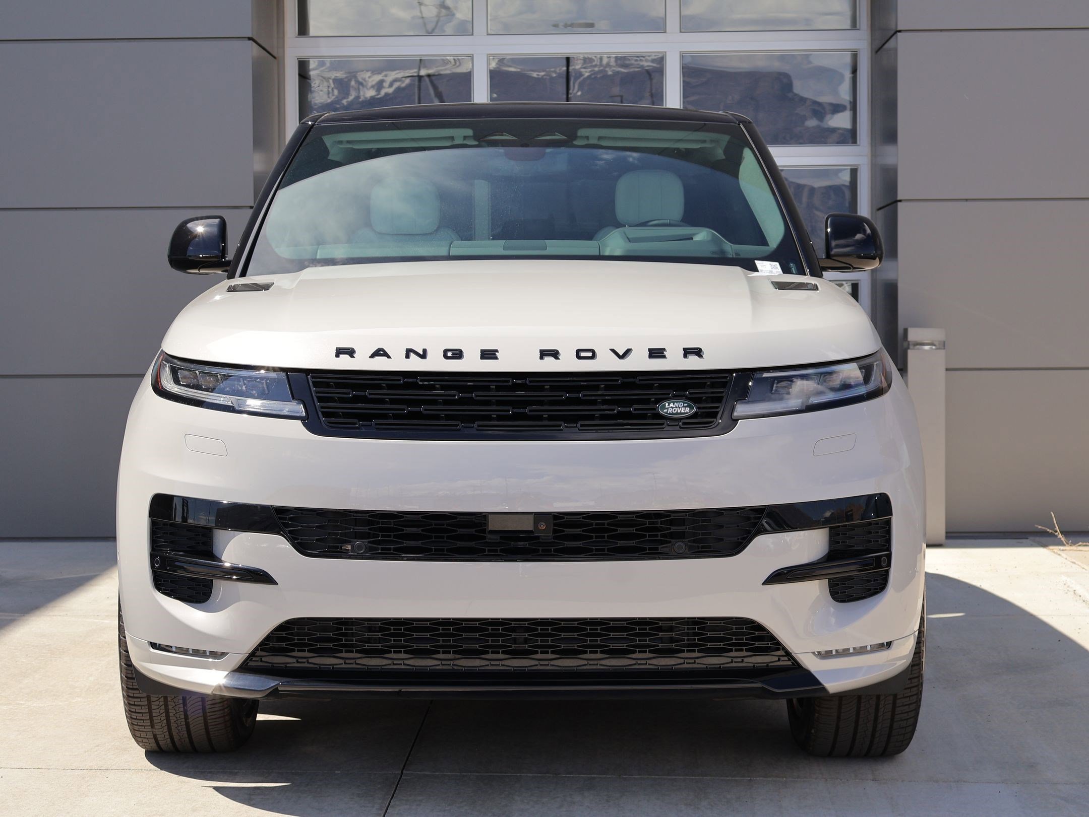 2026 Land Rover Range Rover Sport Dynamic SE