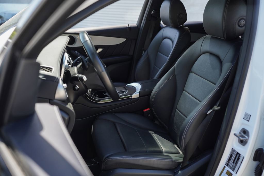 2023 Mercedes-Benz GLC 300 4MATIC Coupe