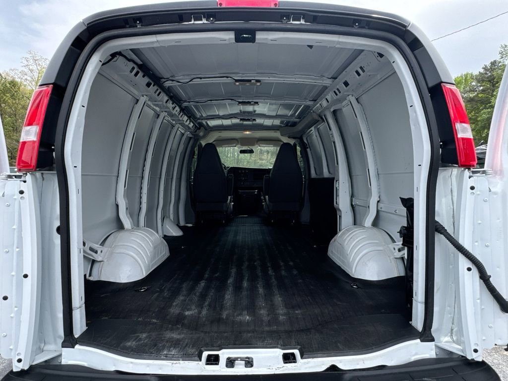 2024 GMC Savana 2500