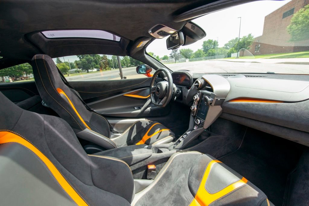 Used 2018 McLaren 720S Performance photo 58