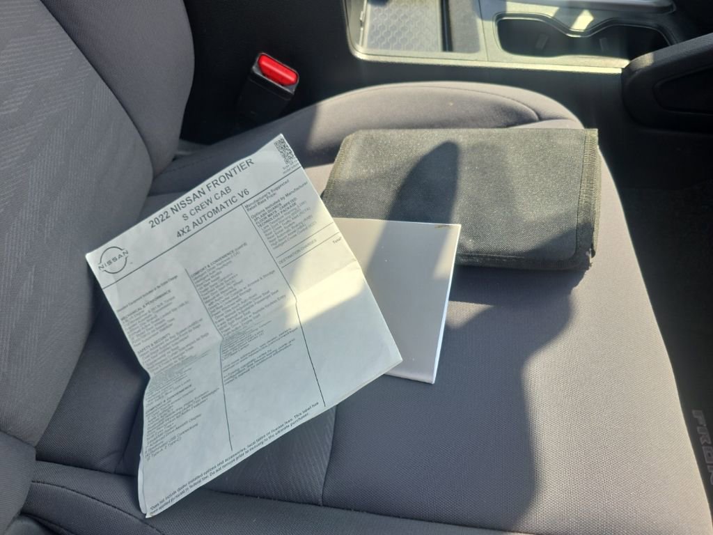 2022 Nissan Frontier S