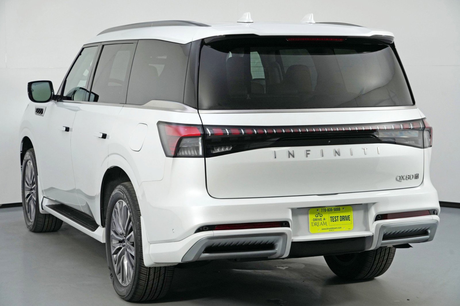 2025 INFINITI Qx80 Luxe