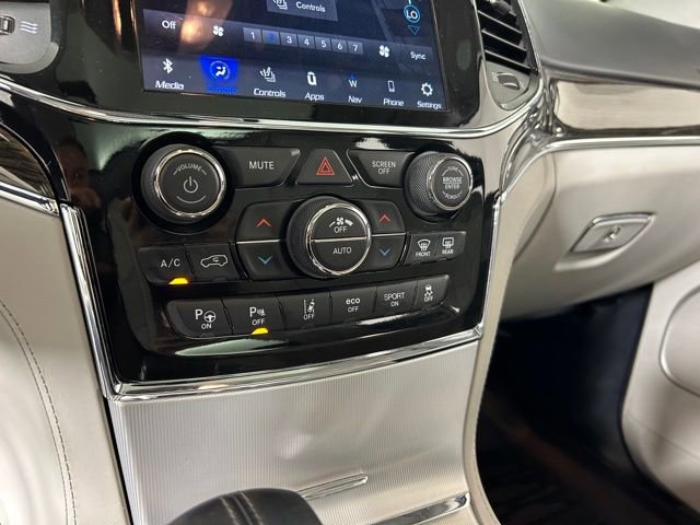 2021 Jeep Grand Cherokee Summit