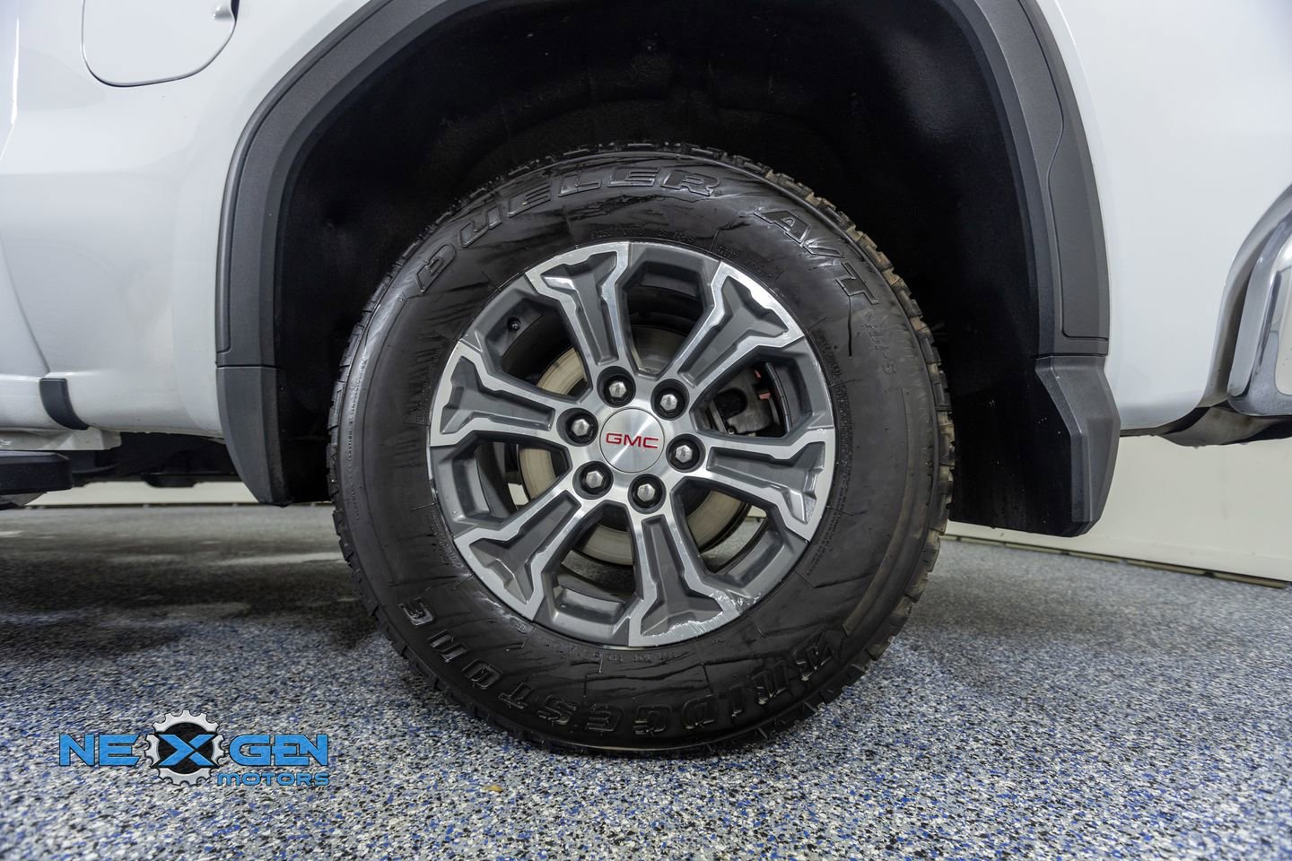 2023 GMC Sierra 1500 SLE