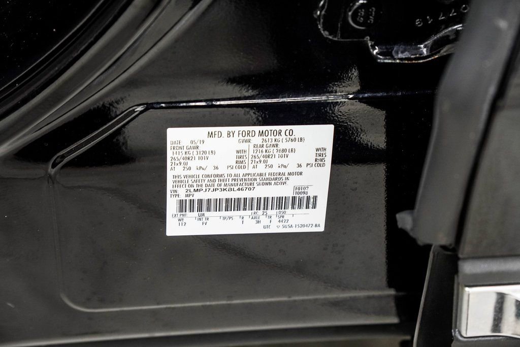 2019 Lincoln Nautilus Black Label