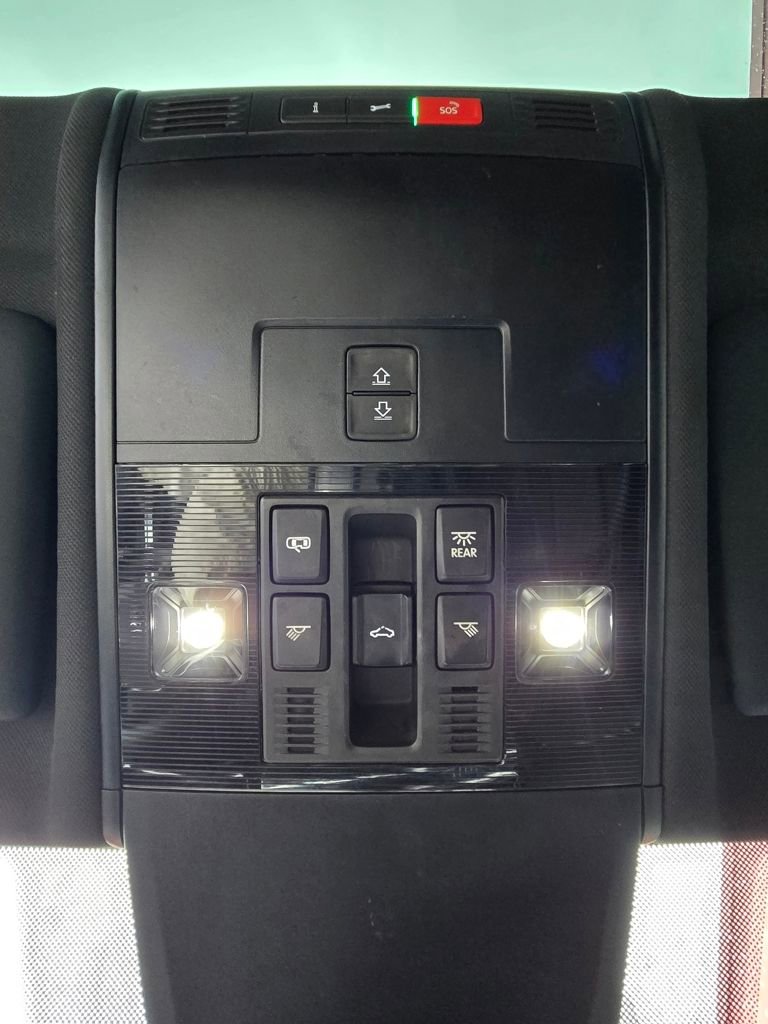 2022 Volkswagen Tiguan SE R-Line