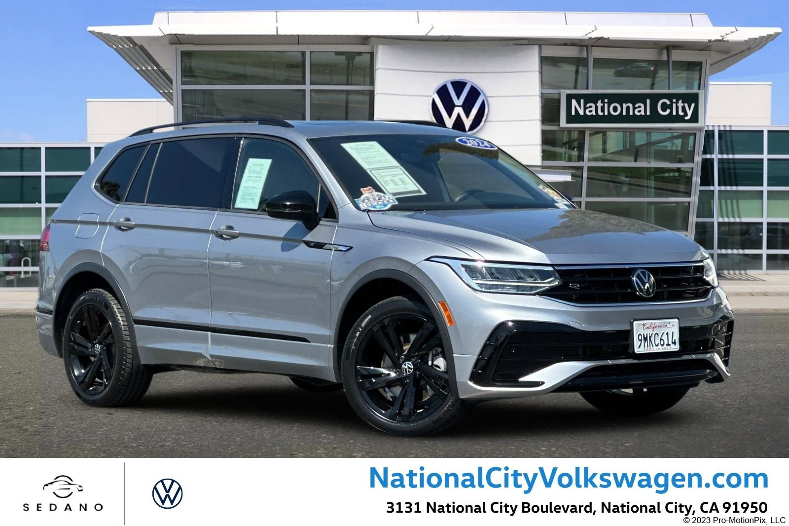 Certified 2024 Volkswagen Tiguan SE R-Line