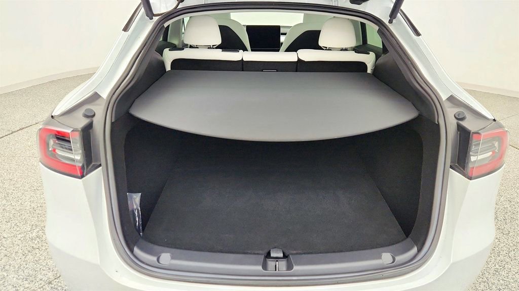 2023 Tesla Model Y AWD