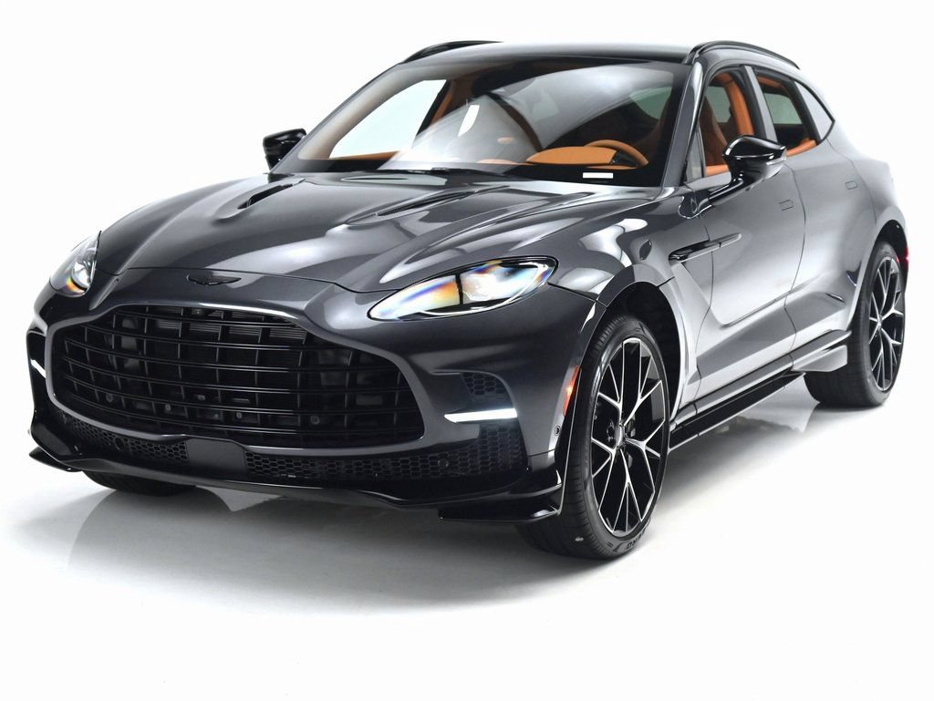 New 2026 Aston Martin DBX 707