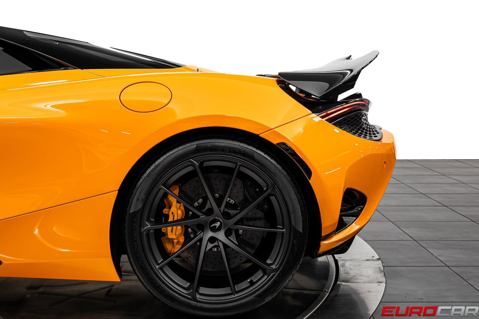 Used 2026 McLaren 750S Spider photo 19
