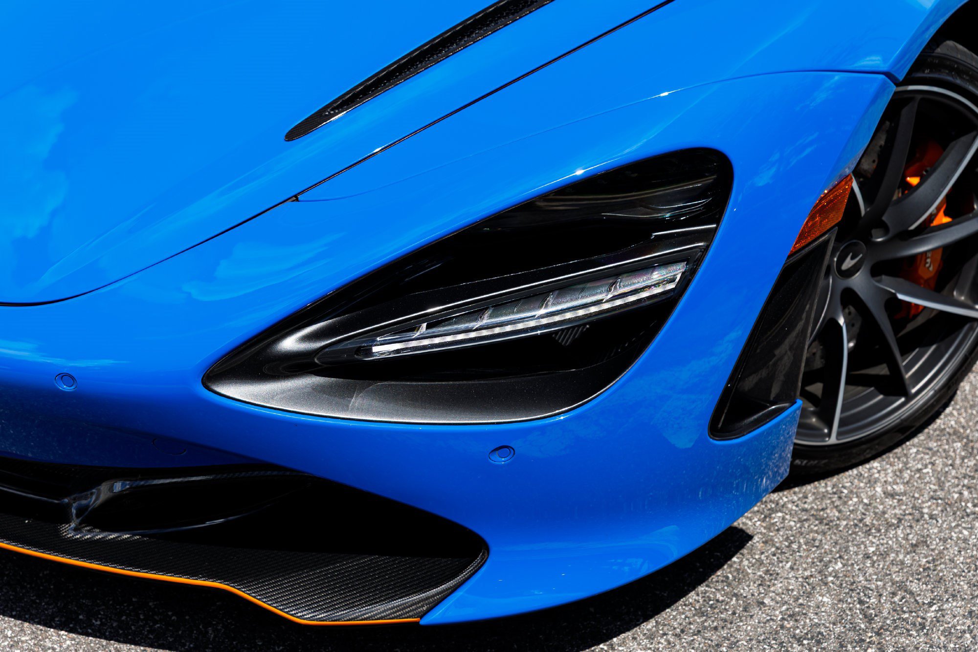 Used 2019 McLaren 720S Luxury photo 10