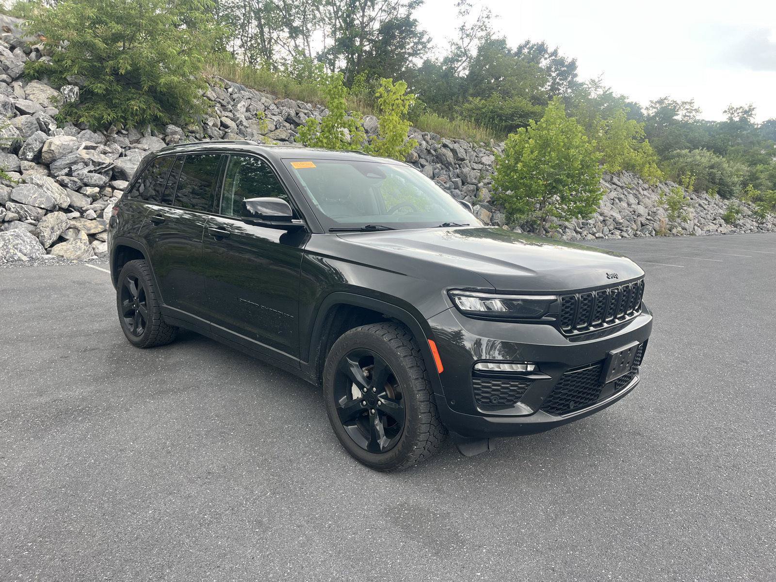 Used 2023 Jeep Grand Cherokee Limited w/ Luxury Tech Group II