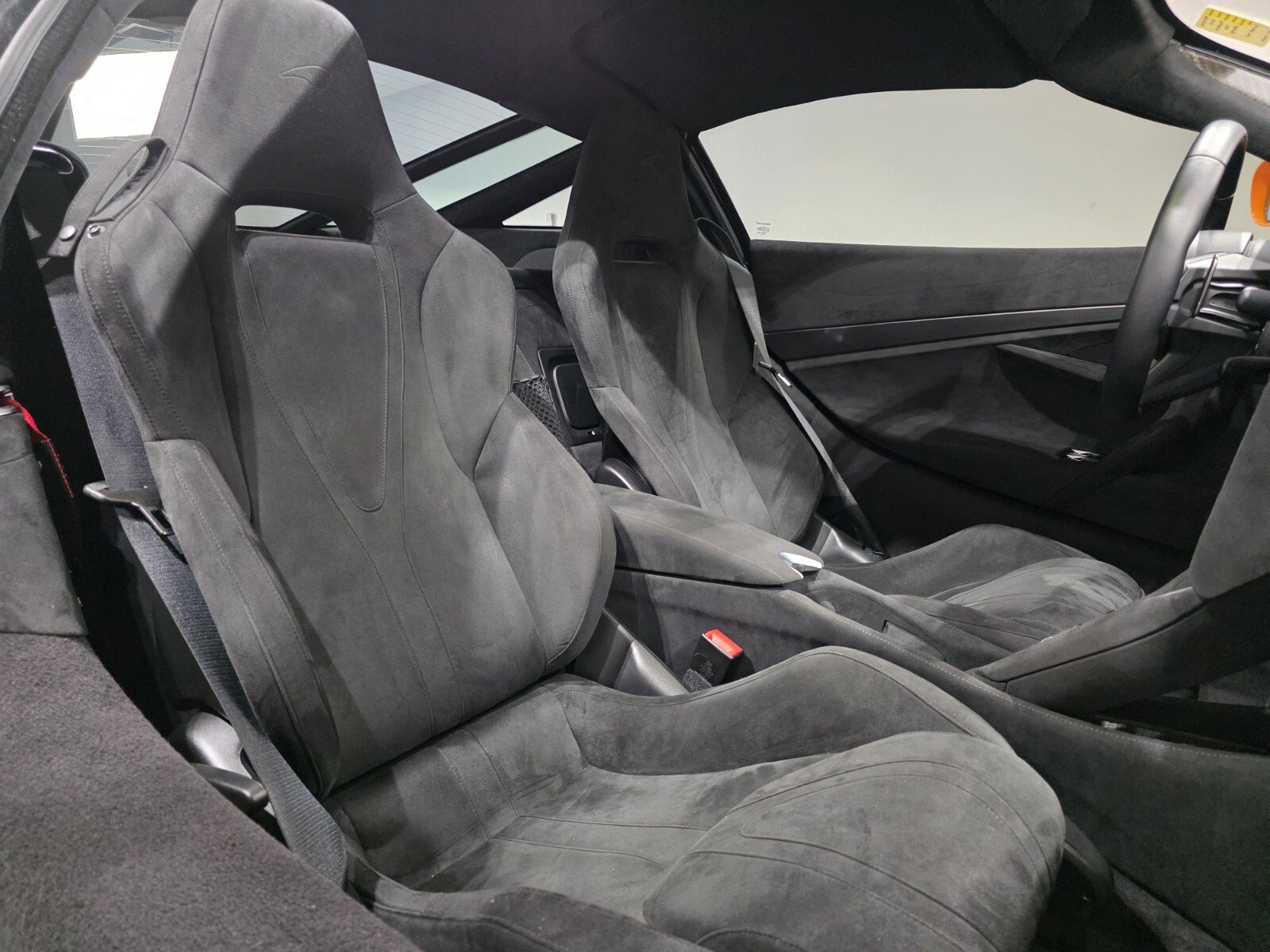 Used 2024 McLaren 750S photo 19