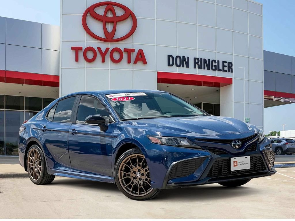 Used 2024 Toyota Camry SE w/ Convenience Package