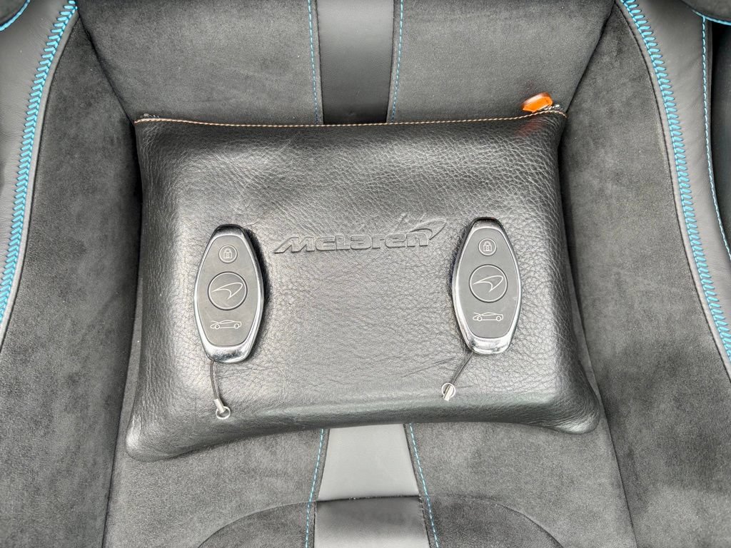 Used 2022 McLaren 720S Spider photo 32