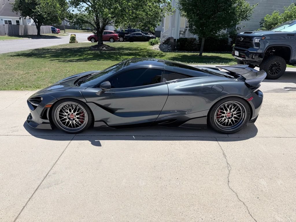 Used 2019 McLaren 720S Performance photo 16