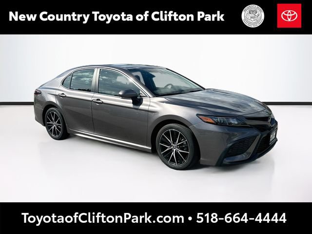Used 2024 Toyota Camry SE w/ Cold Weather Package