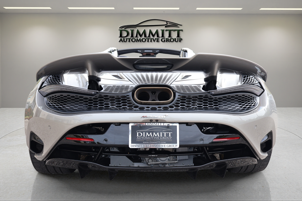Used 2025 McLaren 750S Spider photo 7
