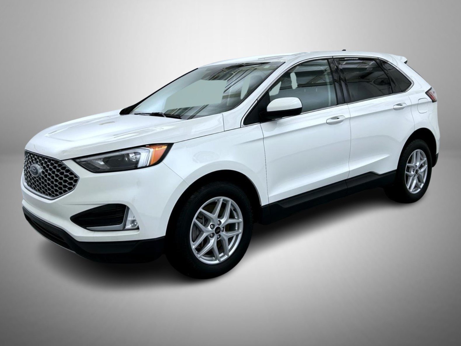 Used 2024 Ford Edge SEL w/ Convenience Package