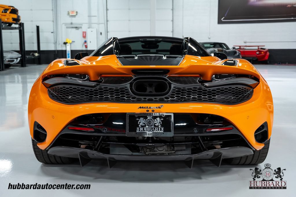 Used 2024 McLaren 750S Spider photo 7
