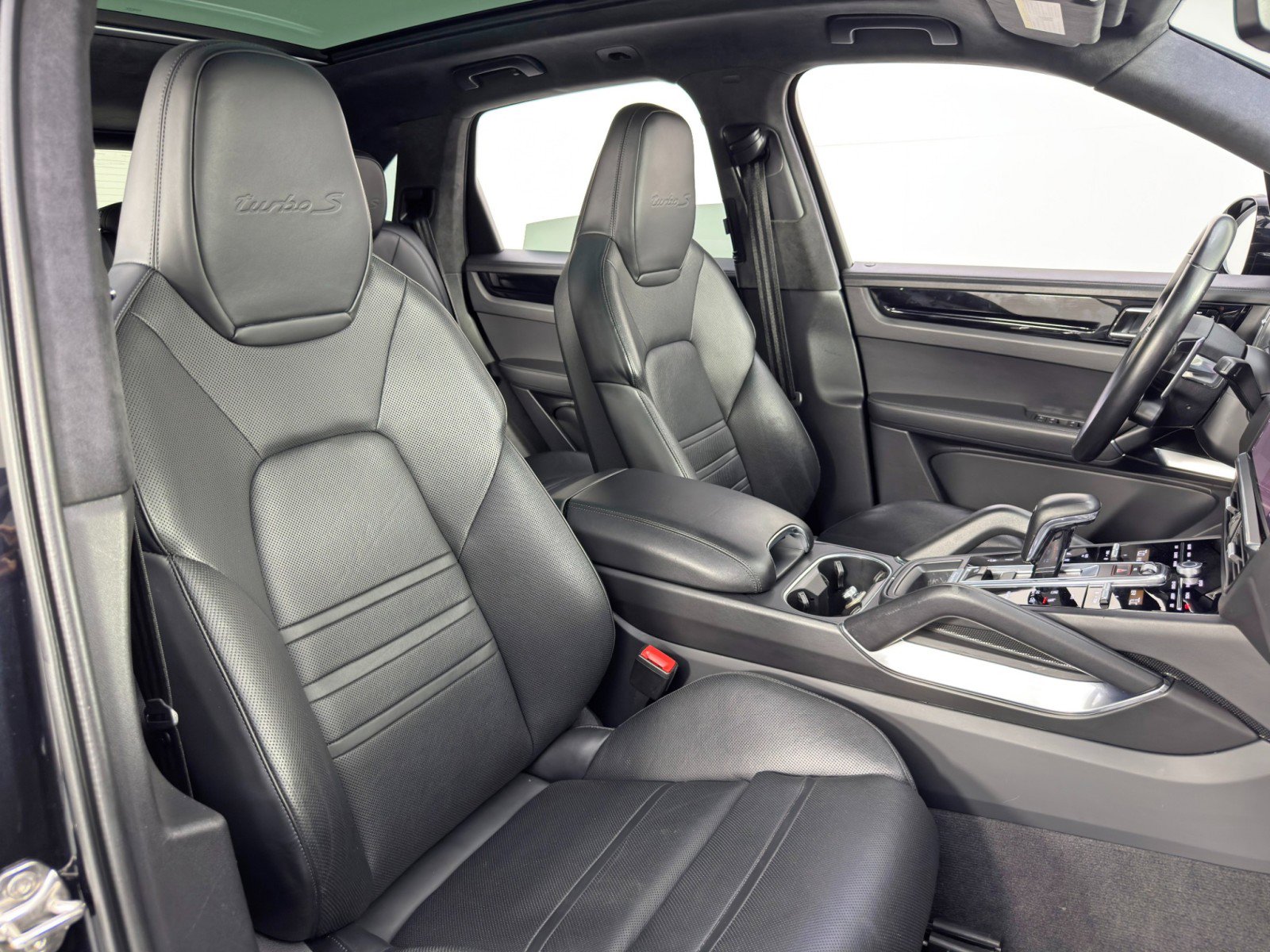 2021 Porsche Cayenne Turbo S