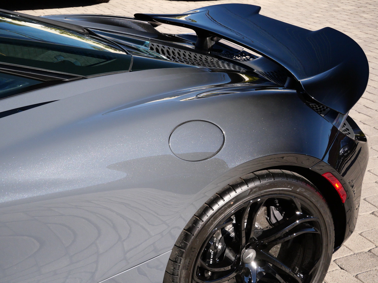 Used 2025 McLaren 750S photo 19