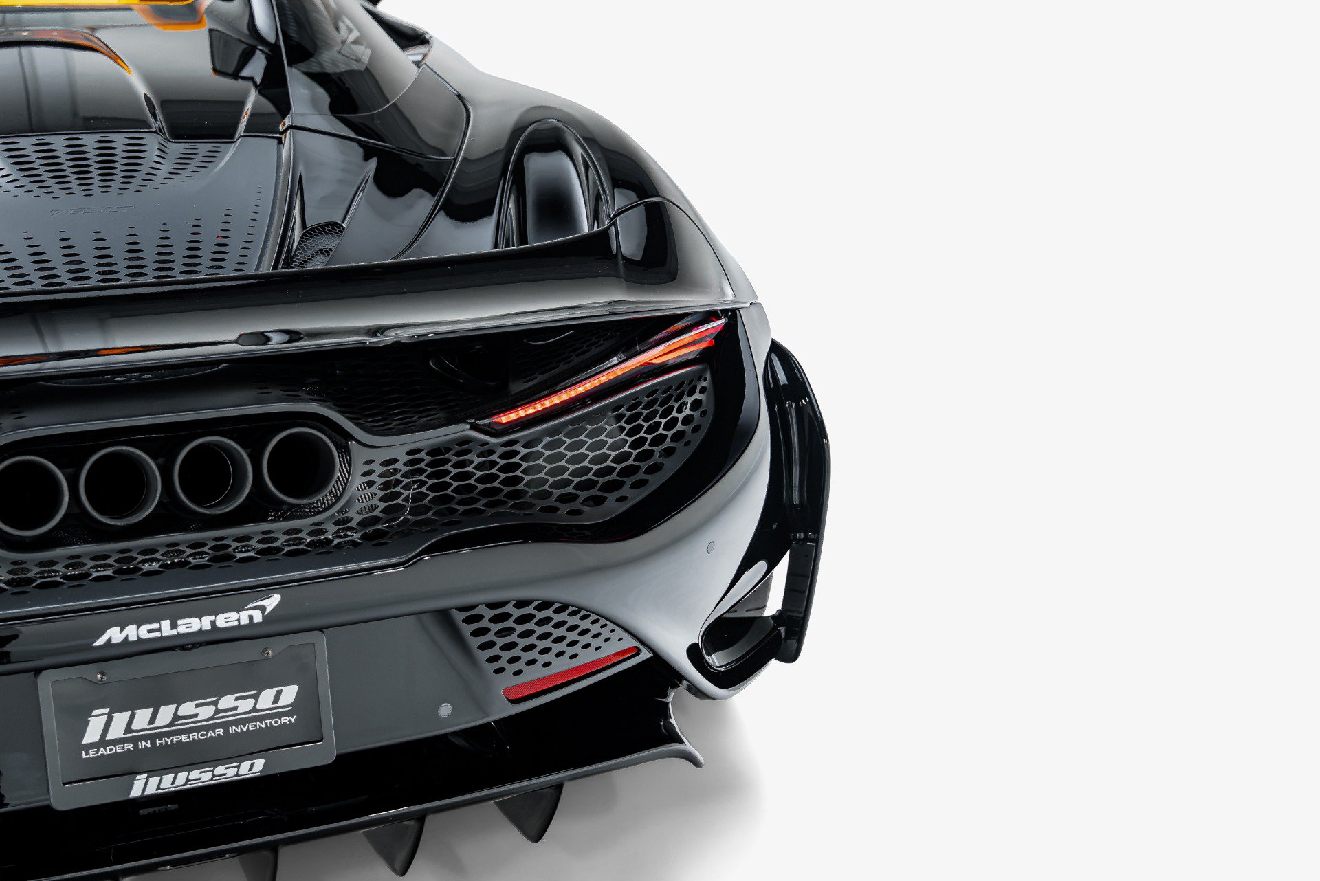 Used 2022 McLaren 765LT photo 43