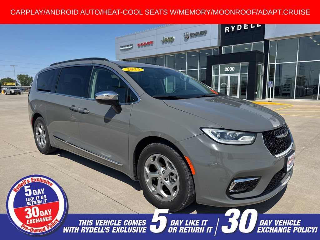 Used 2023 Chrysler Pacifica Limited