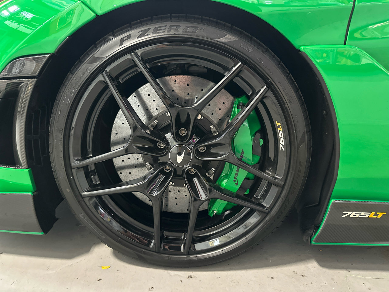 Used 2022 McLaren 765LT photo 37