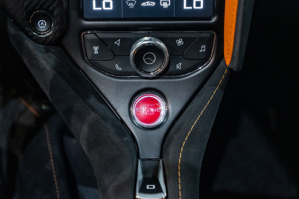 Used 2018 McLaren 720S photo 31