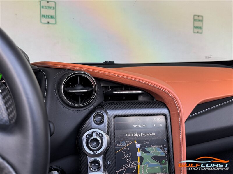 Used 2022 McLaren 720S Spider photo 17