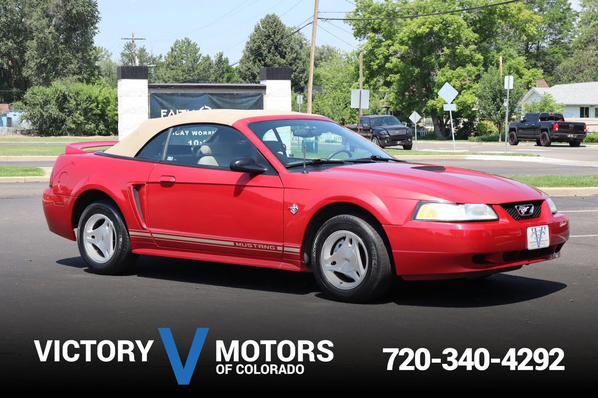 Used 1999 Ford Mustang Convertible