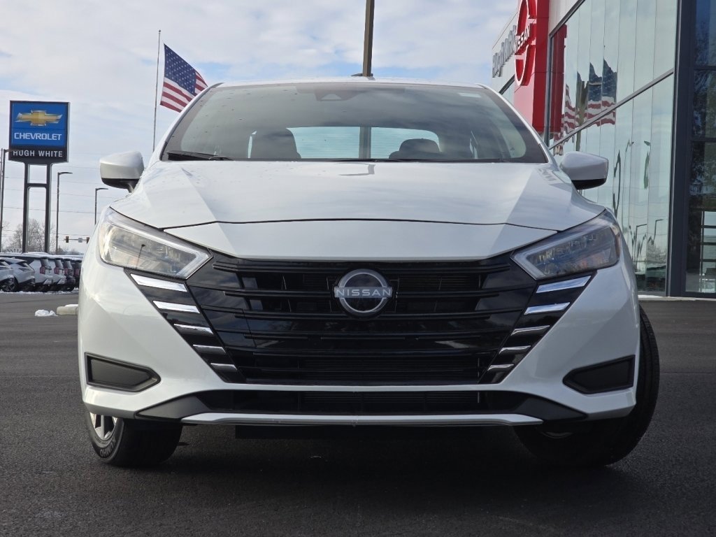 2025 Nissan Versa SV