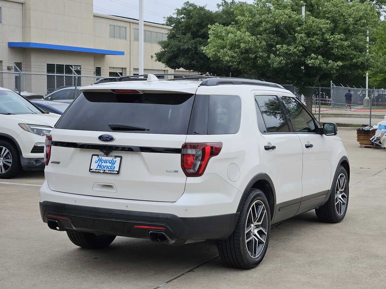 2017 Ford Explorer Sport