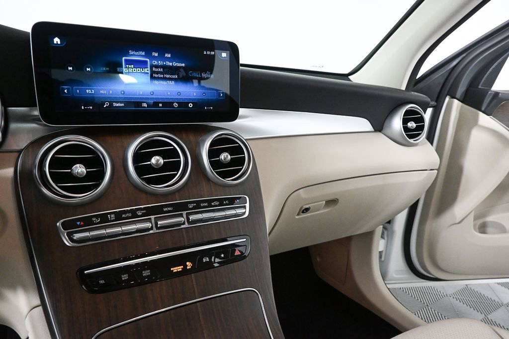 2022 Mercedes-Benz GLC 300