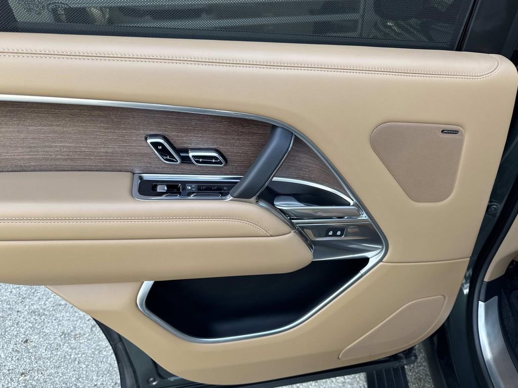 2023 Land Rover Range Rover Long Wheelbase SE